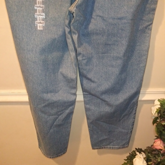 Carhartt 46 x 30 Relaxed Fit 100% Cotton Lighter Wash Jeans - Picture 6 of 12